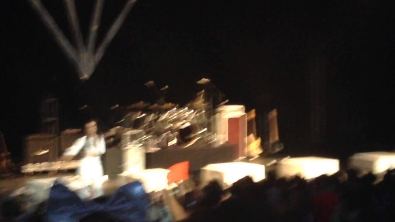 Crowd Screaming Fifth Harmony at OC Fair