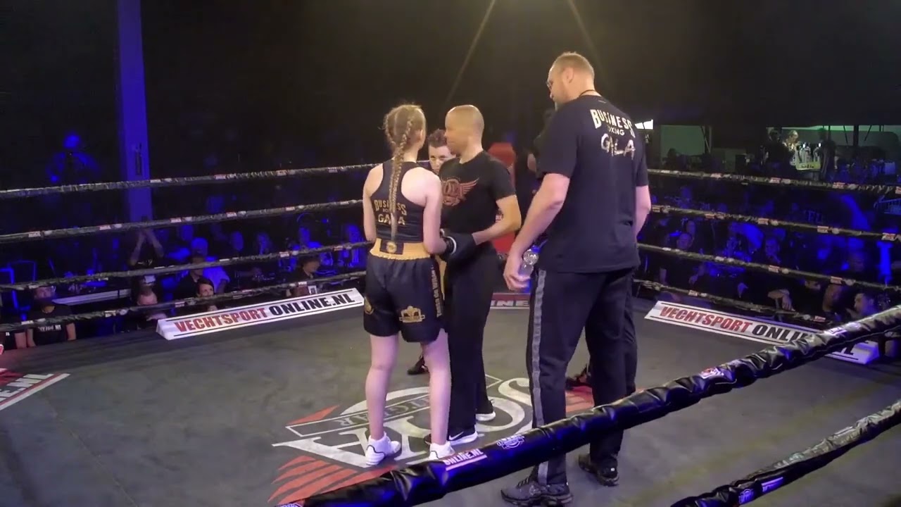Business Boxing Gala Assen Monique Wierda vs Nicole Wairata