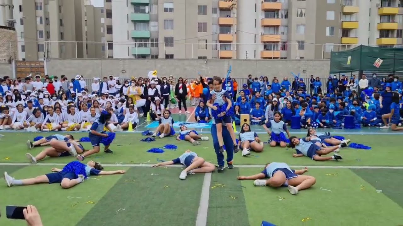 Blue House Cheerleader Subcampeon Olimpiadas 2022 Innova Schools