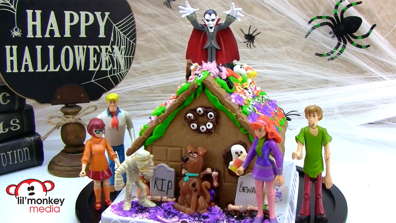 How to Create a Scooby Doo Haunted Gingerbread House!