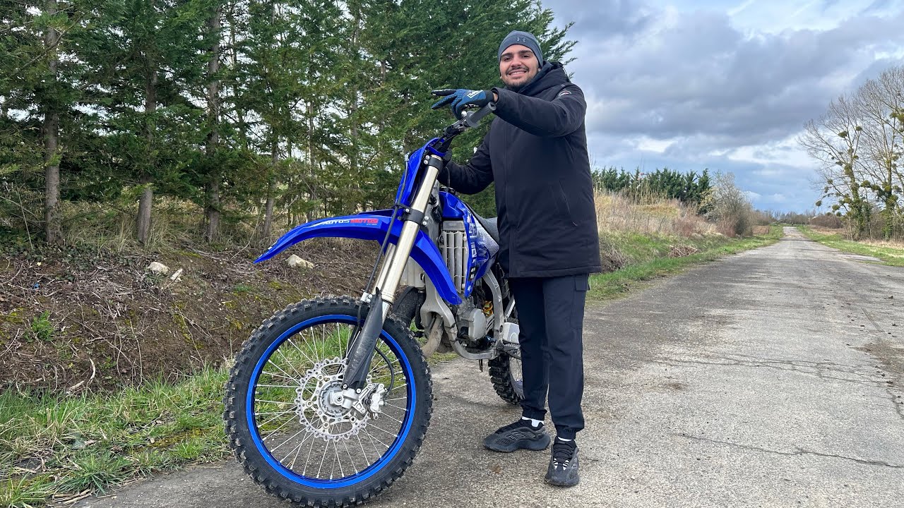 Malou prend ma place en 125Yz 😂