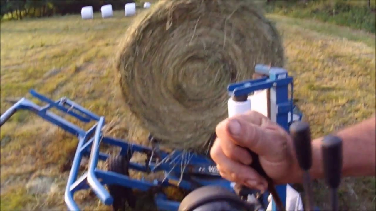 Wrapping a few Bales from a Small Field
