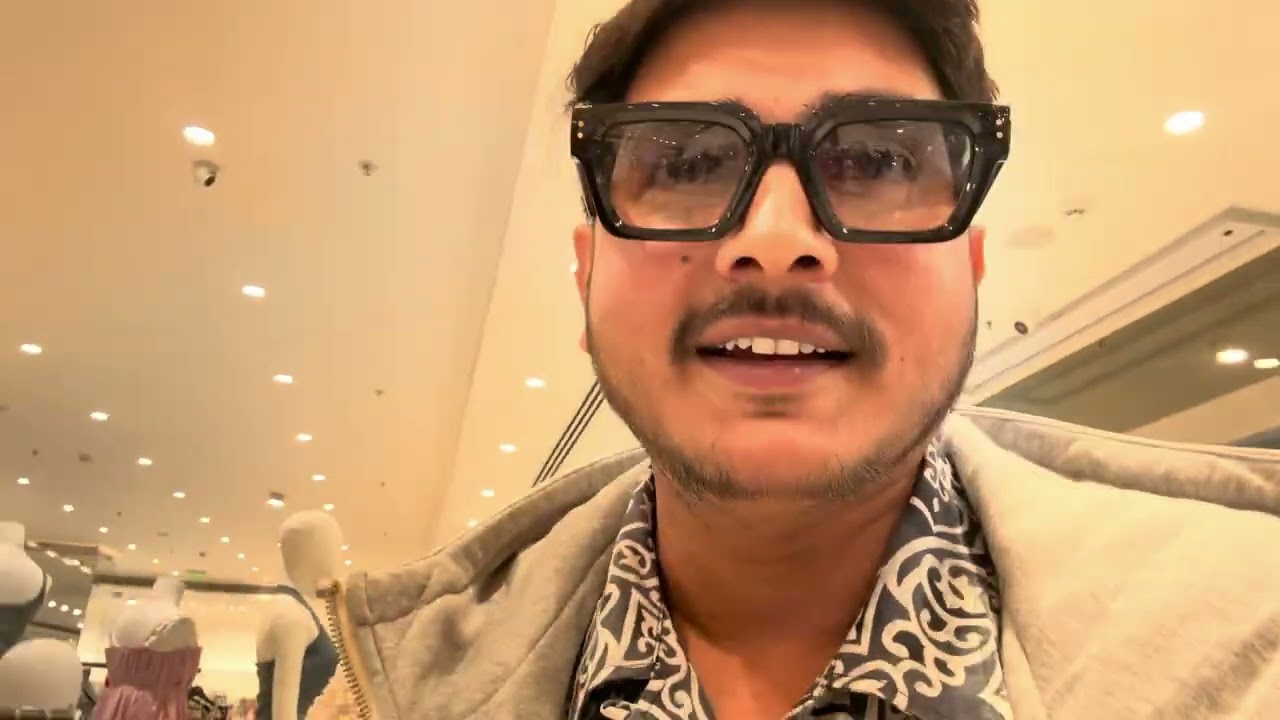 aaj shopping 🛍️ karne gayi #shopping #familyvlog 