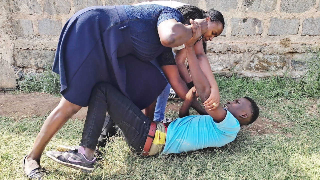 This young boy was beaten to de@th💔 by his shuga mammy😱 after confessing alichukua loan  ya 100k