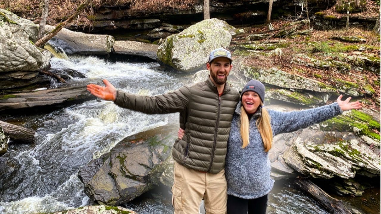 Hiking Beautiful Mountain with Pregnant Wife!