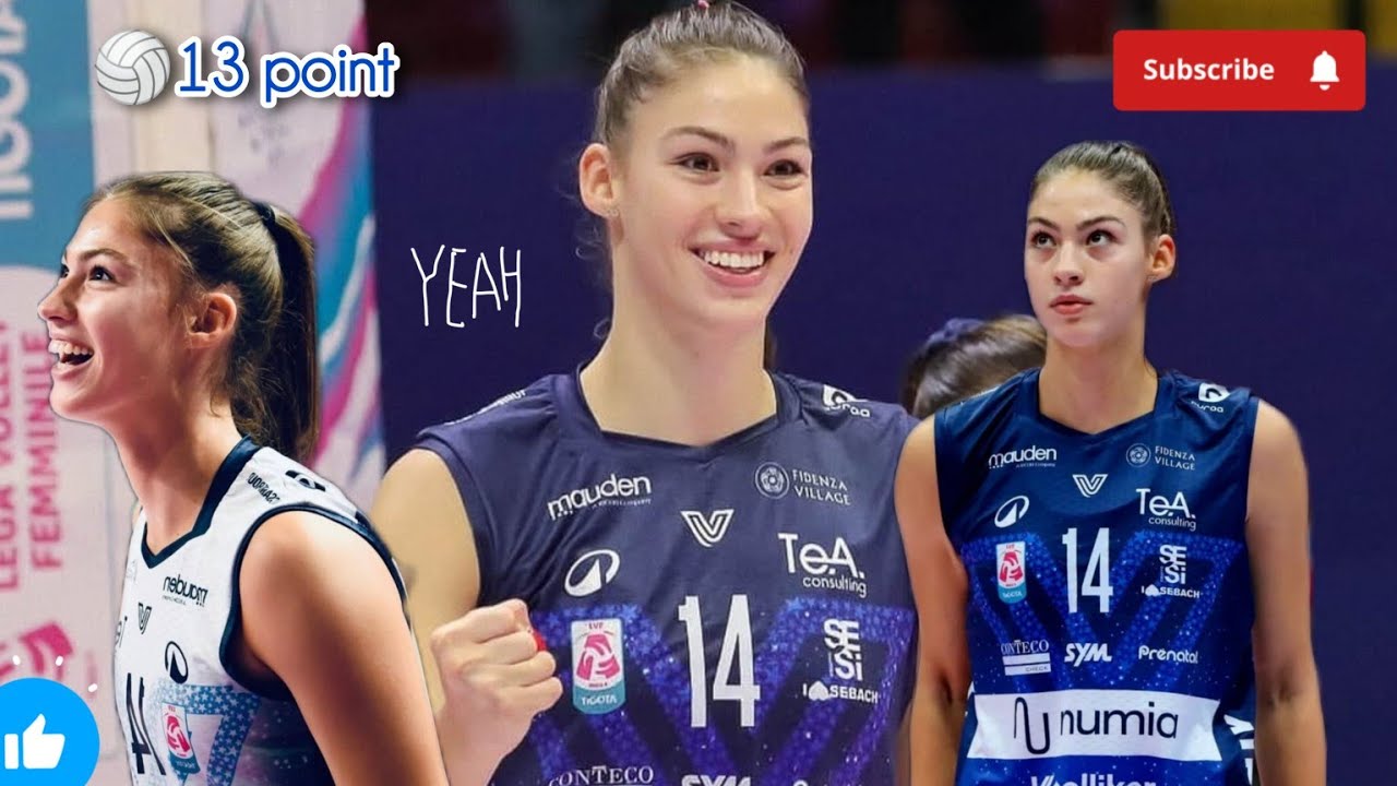 Hena Kurtagic Cam 📹 | 04.12.2024