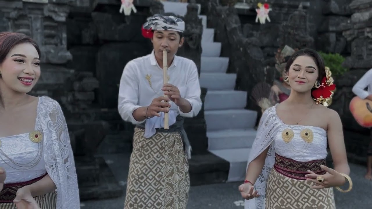 COVER GELUNG AGUNG - UKM KARAWITAN X MUSIC MAHADEWA (PEPALIT)