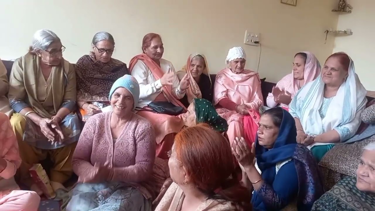 कृष्ण मुरारी ऐ बृज बिहारी ए मोहन मुरली आला।।कृष्ण भजन।।@ParkBhajan_Mandali #haryanvibajan#viralvideo