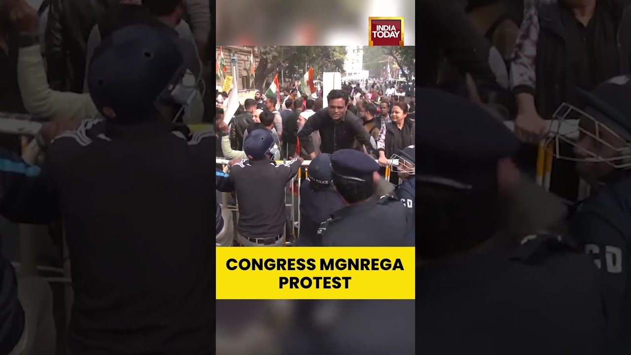 #Kolkata: #CongressProtests #MGNREGAIssue Led by #StatePresident #SubhankarSarkar | #indiatoday