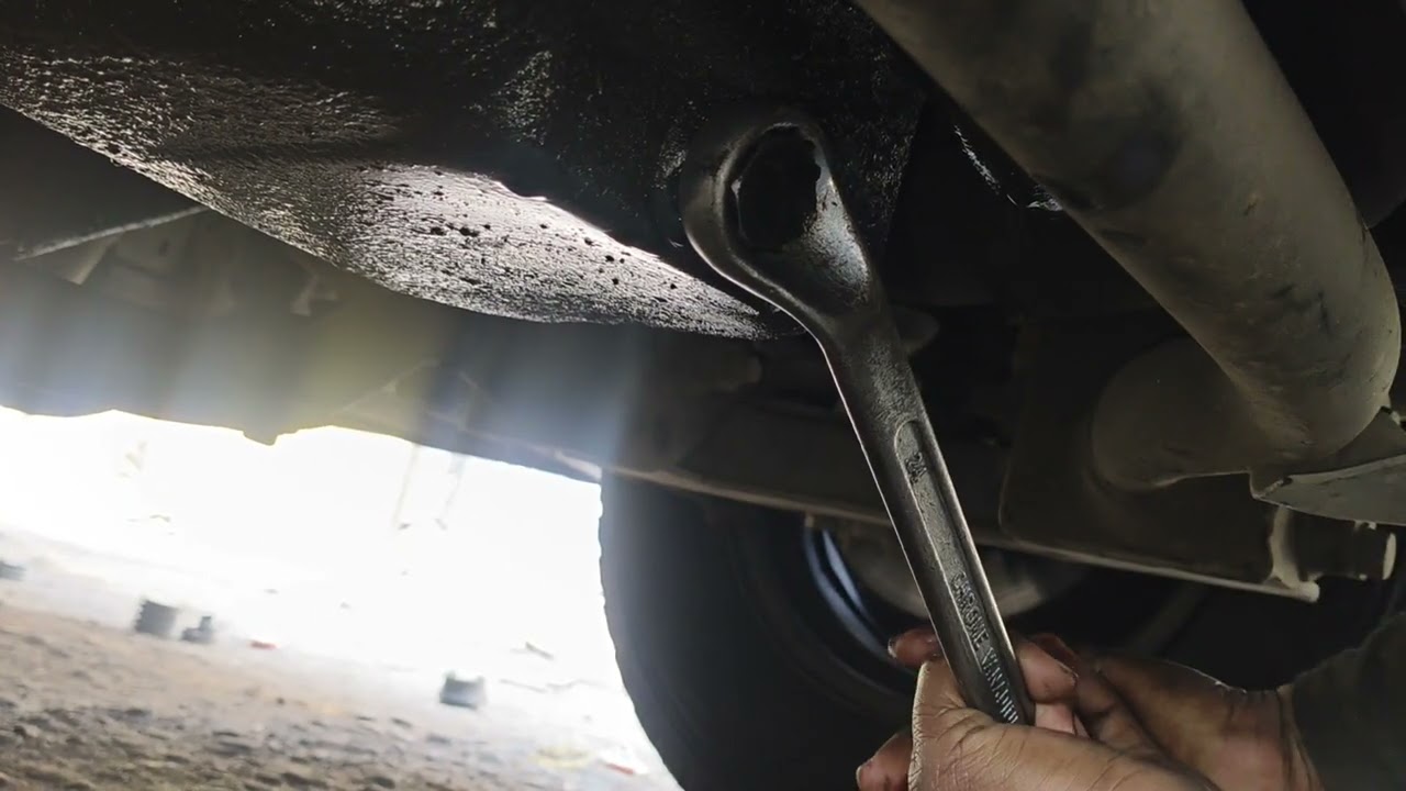 TATA SUNO GOOD ENGINE OIL CHINGE