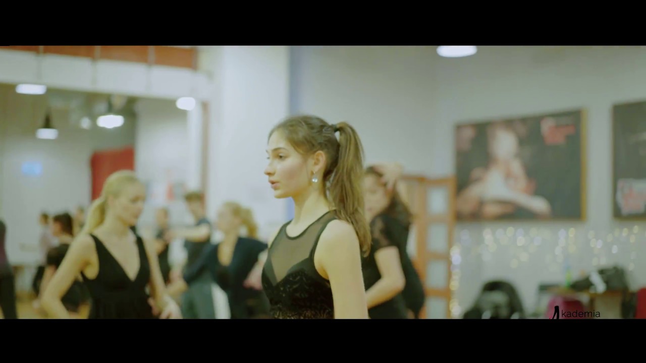 Tanecznym krokiem z Akademią Tańca...