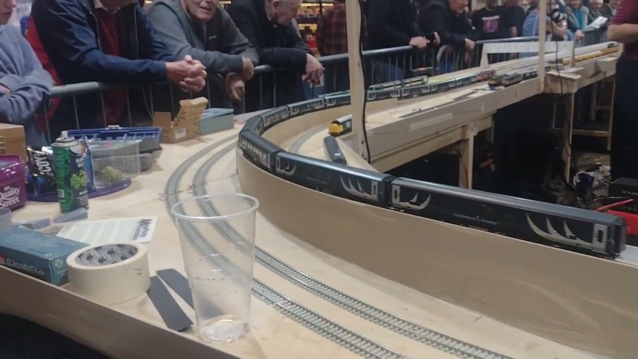 gbrf class 92 on the Mk5 sleeper coaches running around making tracks layout