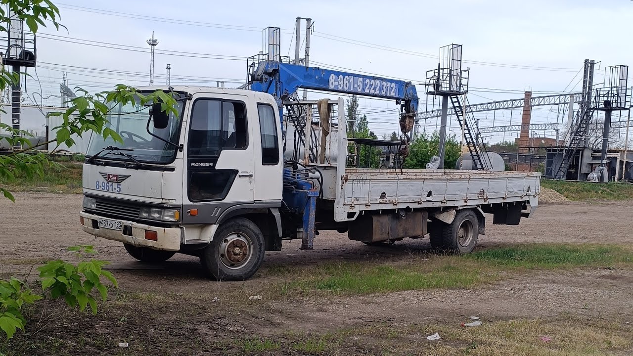 Приобрёл  манипулятор Hino Ranger 90 года и очень доволен!