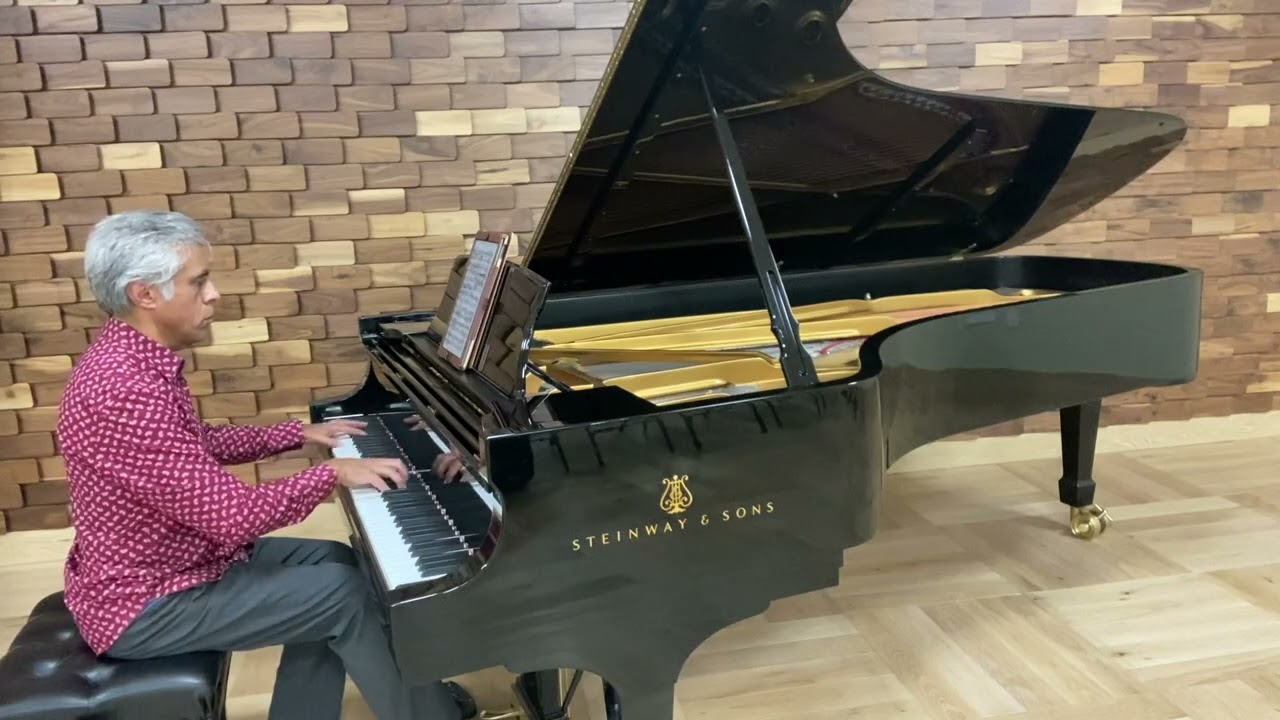 Mendelssohn: Prelude and Fugue No 1 in E Minor Op 35 - Moises Sol, Piano