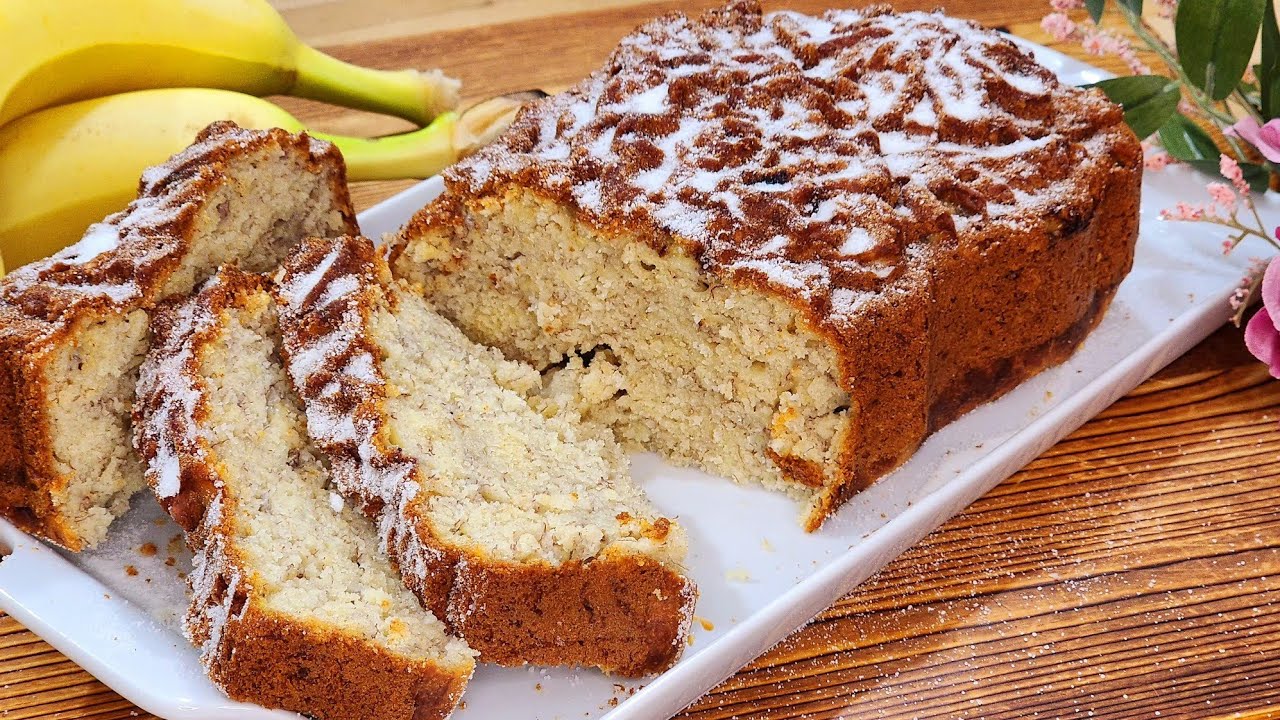 BOLO DE BANANA SIMPLES,  FOFINHO, MOLHADINHO E DELICIOSO / BANANA CAKE., #banana, #bolo, #diadasmães