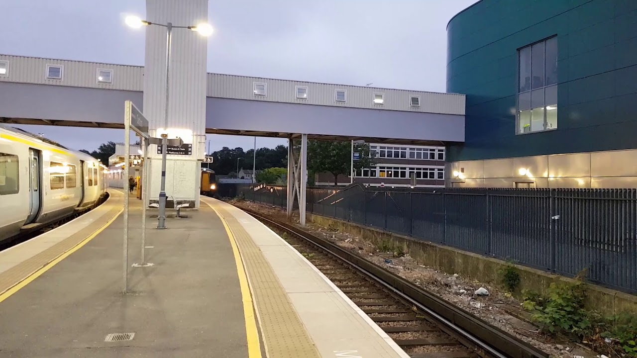 Southeastern 375 811 and 606 At Dartford