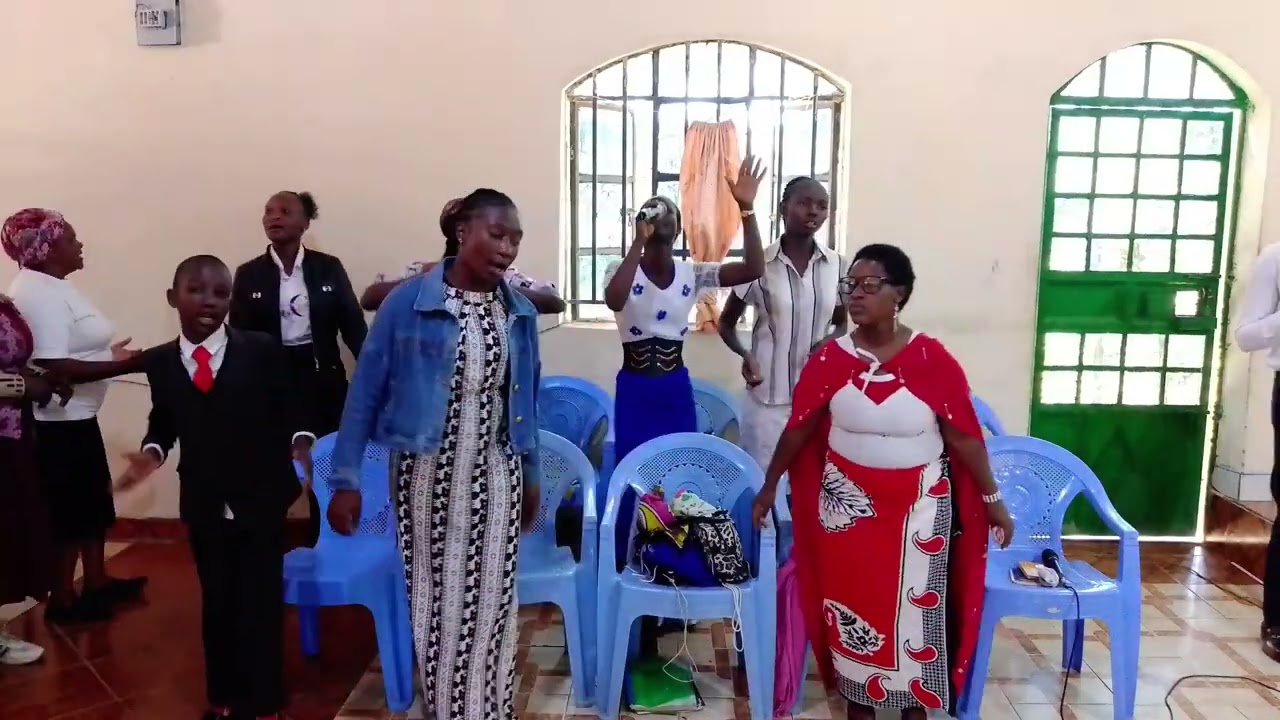 IBADA YA KUMSIFU BWANA 
