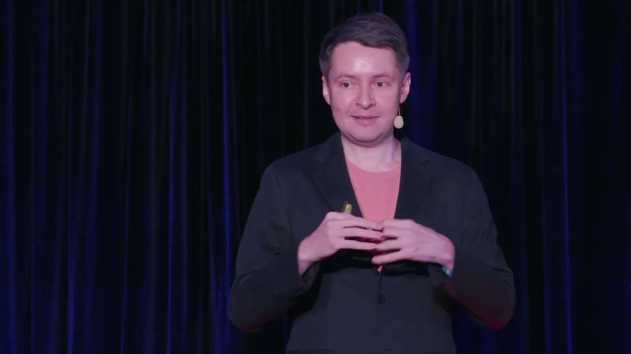 Interactive cinema as a way to deliver important message | Антон Уткин | TEDxPresnenskiyPark