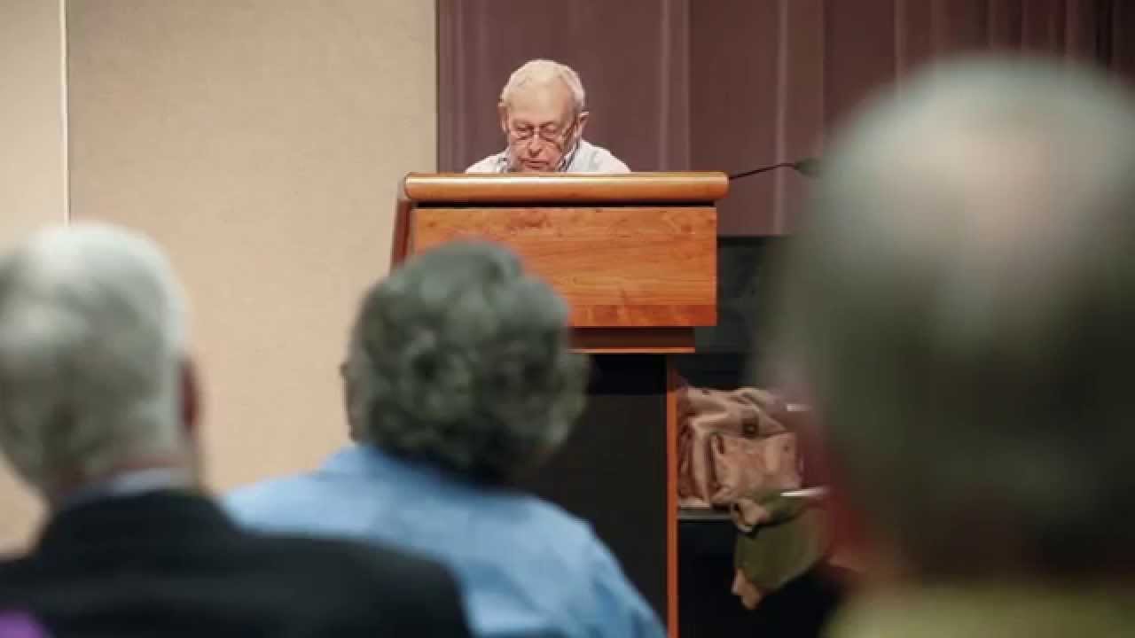 FSU Emeritus Professor Jim Jones teaches OLLI history class