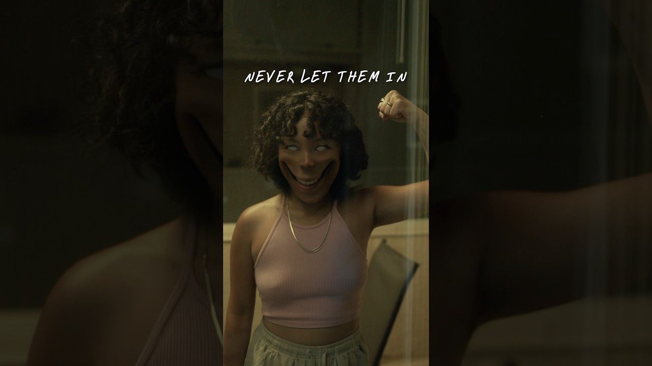 INVASION OF FREAKS causes MASS HYSTERIA ⚠️😱 #horrorfilm #horrorshortfilm #horrormovie #scary