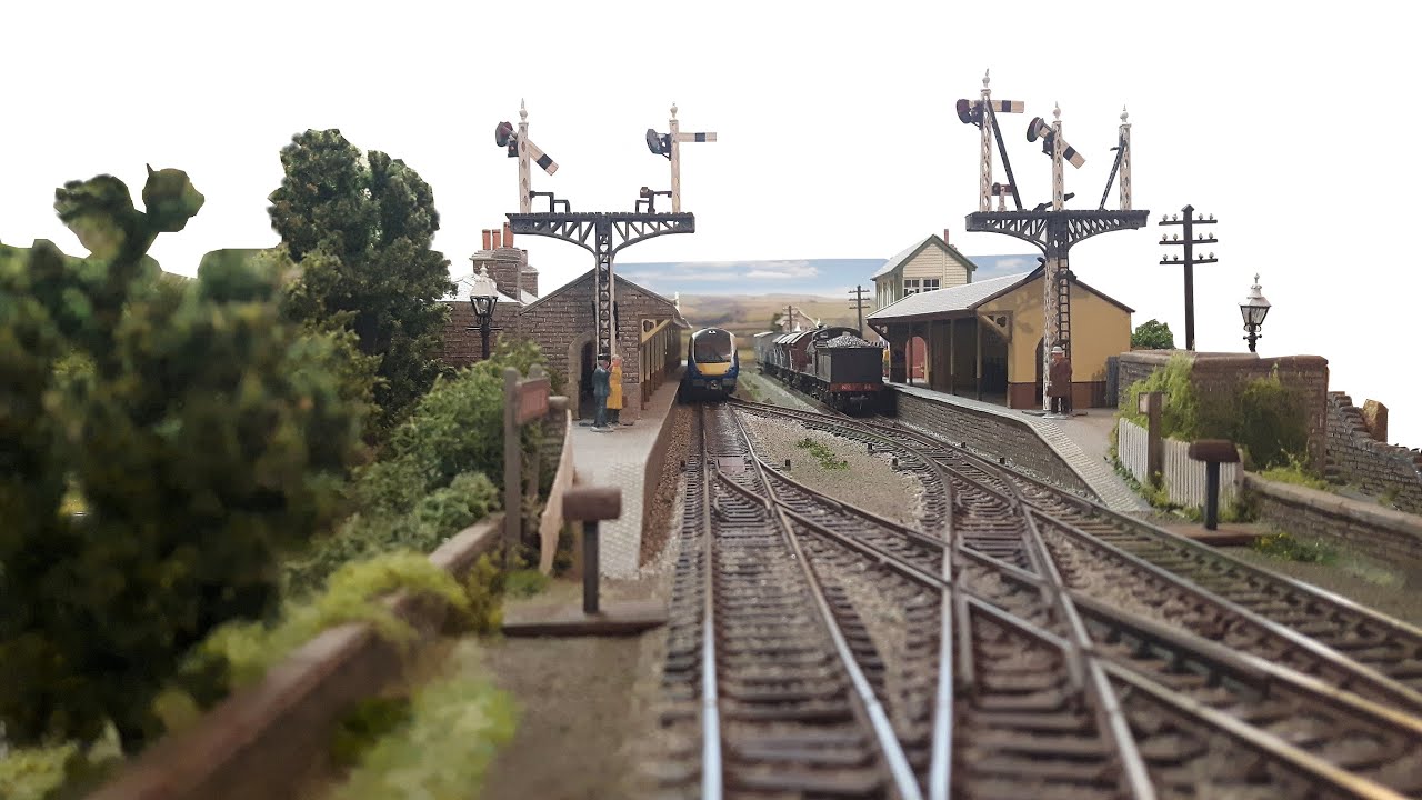 Len's latest Comber OO gauge update.