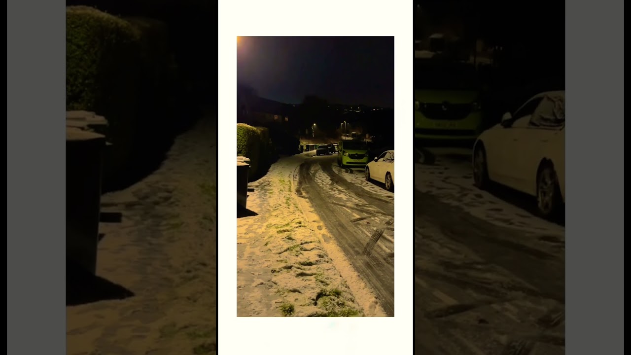 First snow of the year.  #UK #snowfall #firstshortvideo