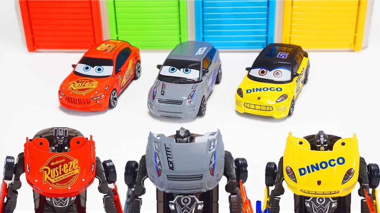 Disney Cars 3 Lightning McQueen Cruz Ramirez Jackson Storm Transforming Robot Toys!  | ToyMoon