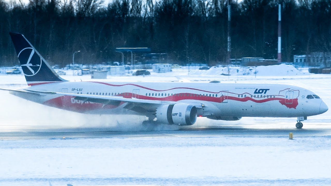 1 HOUR WINTER PLANESPOTTING WARSAW AIRPORT || LIVE ATC