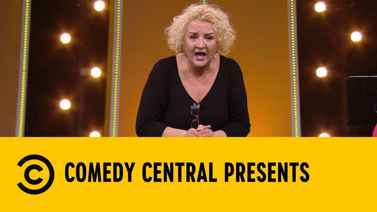 L'arte giapponese di riordinare casa - Maria Pia Timo - Comedy Central Presents
