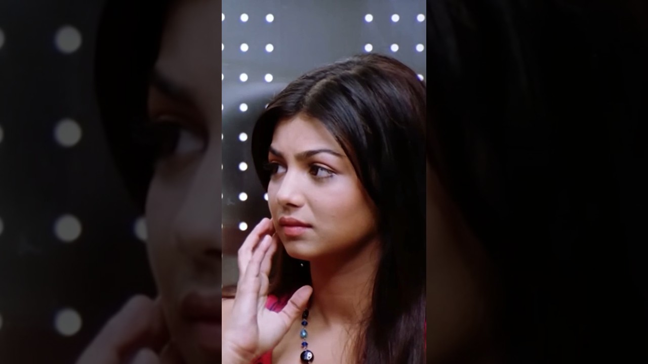 Ayesha Takia का चेहरा Plastic Surgery से बिगड़ा🧐