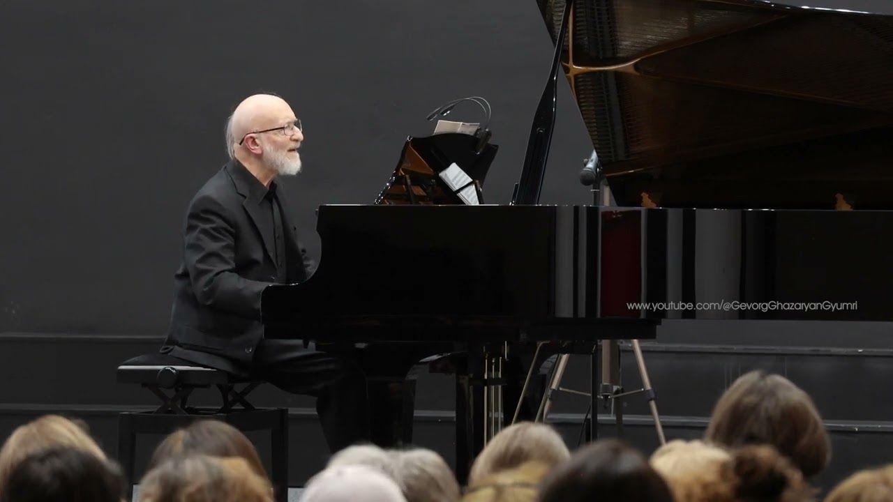 Komitas - Seven Songs For Piano / Alexei Lubimov (piano)