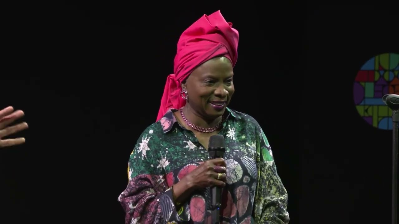 Performance by Angélique Kidjo | عرض من أنجيليك كيدجو