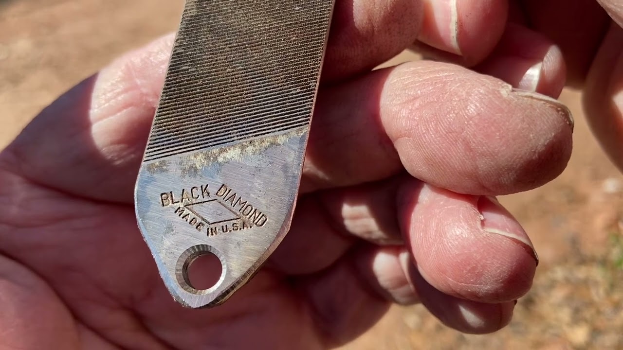 How To Make A (Flint And Steel) Steel Out Of A File