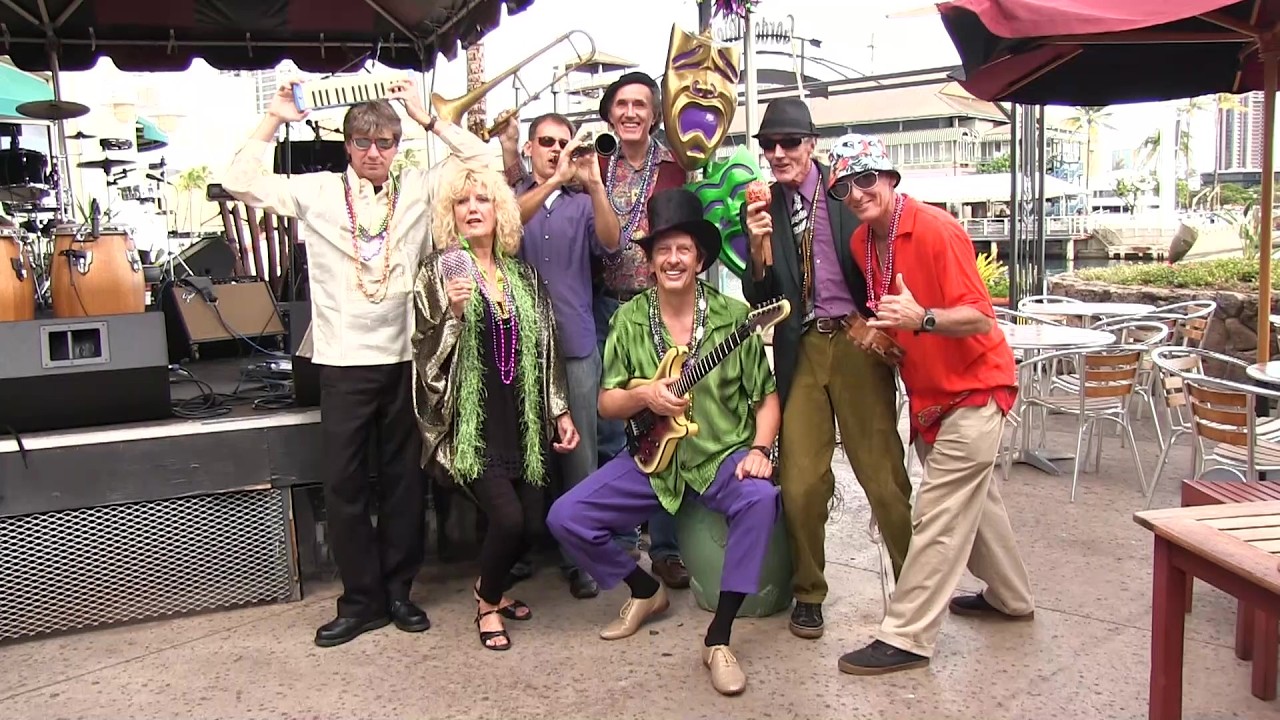 Carnival Band Live