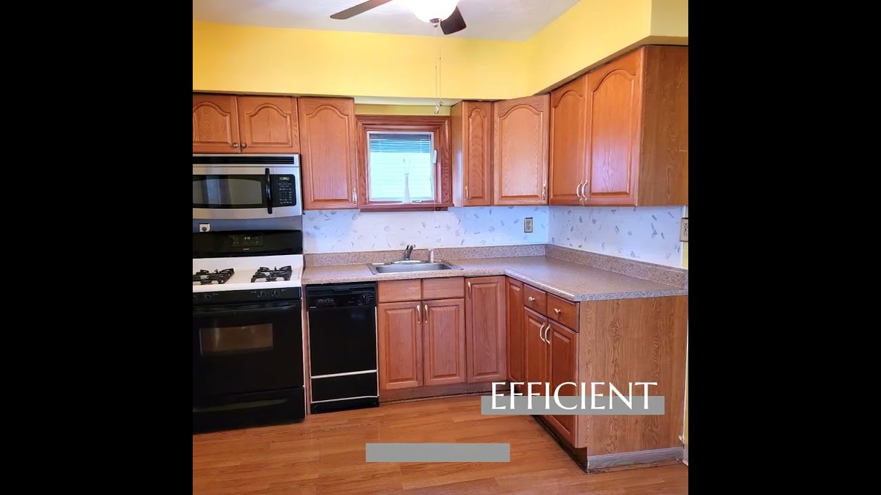 1536 Vance Ave. Coraopolis PA 15108 $175K, 1500+SF, 3 bed/2 bath, private corner lot (flat too!)