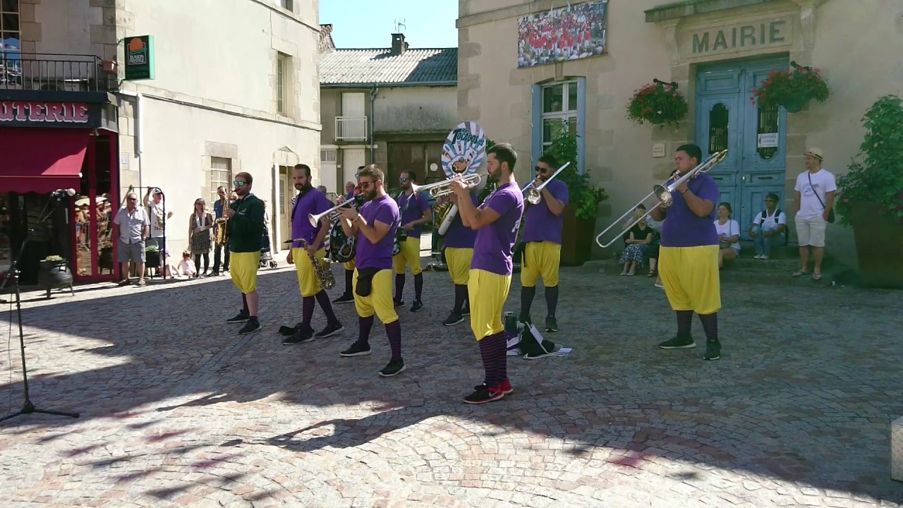 Bandafolie's 2017 - charanga New Tocados - Bon Jovi Livin On a prayer