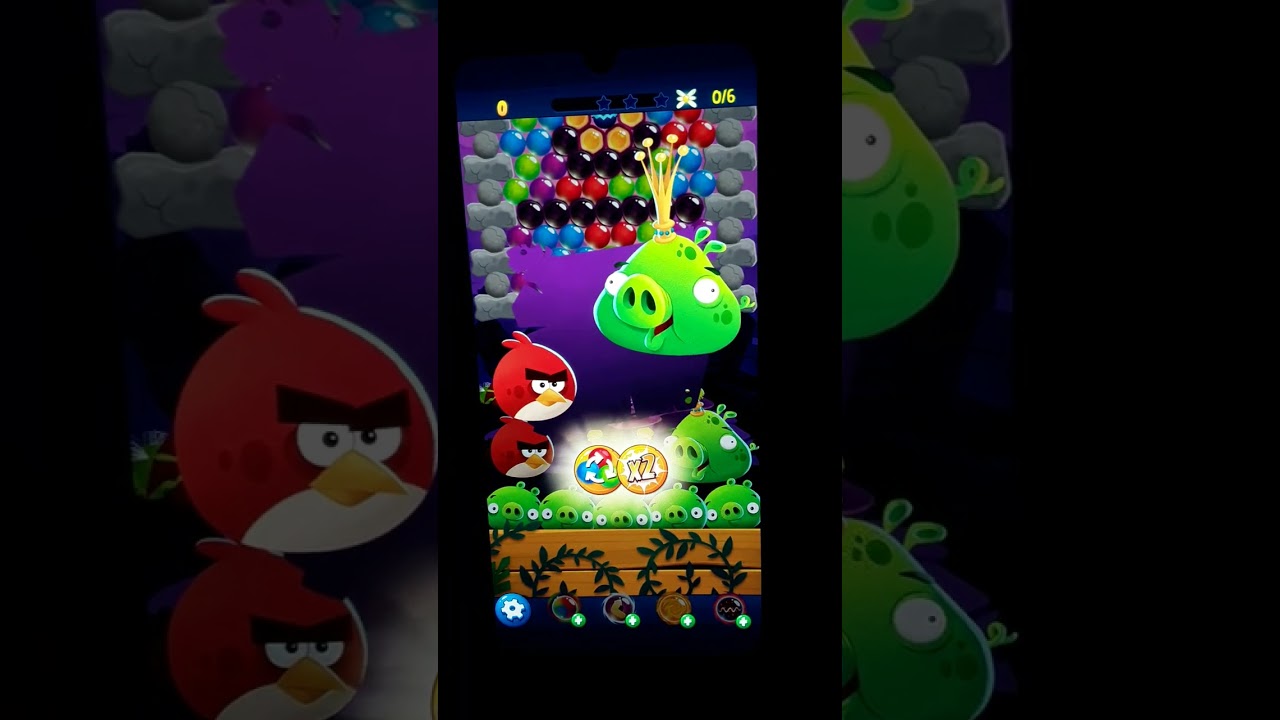 Играю в игру Angry birds pop. Пройденные уровни (145-147).