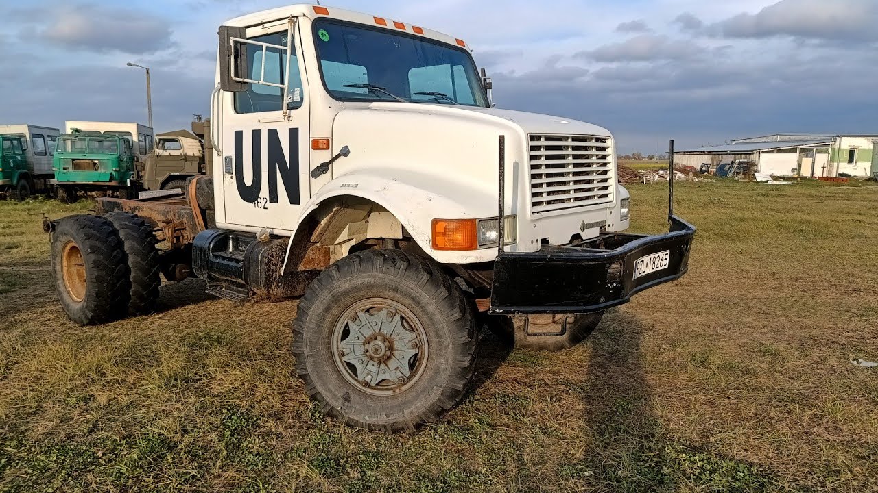 International 4800 4x4  for sale