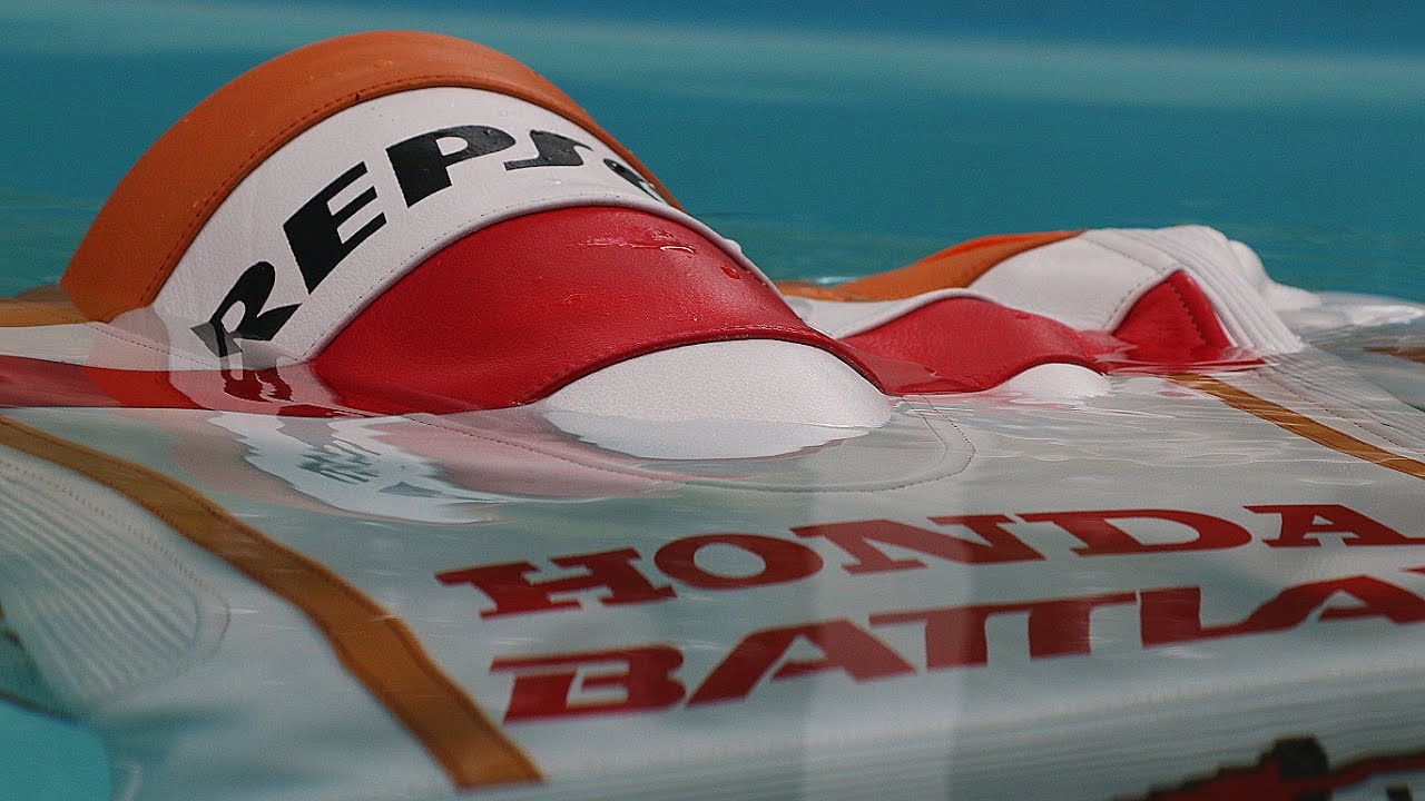 Swimming with Marc Marquez Honda Repsol Bikesuit 2/2
