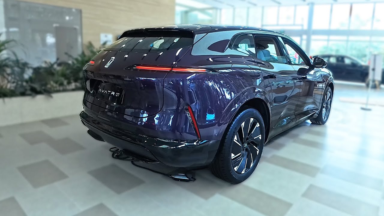2025 New AVATR 07 Luxury Futuristic EV in-depth Walk-around review 4k