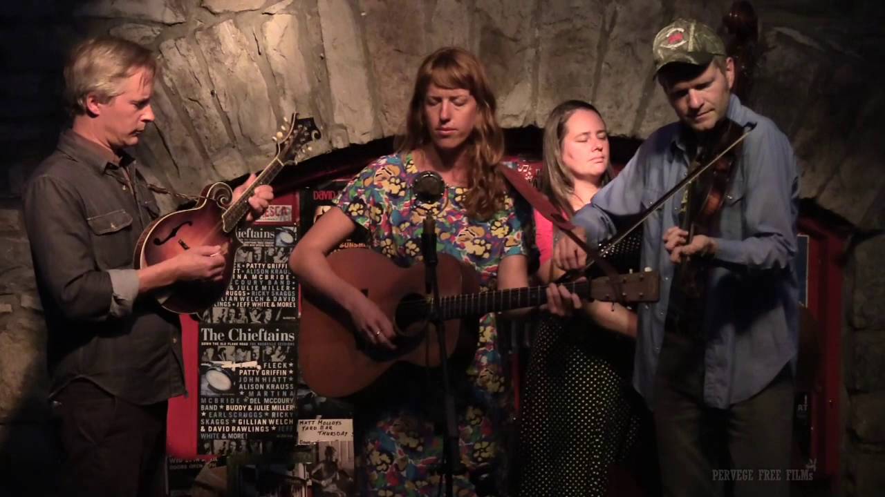 The FOGHORN STRINGBAND, "Only The Lonely" by Hazel Dickens