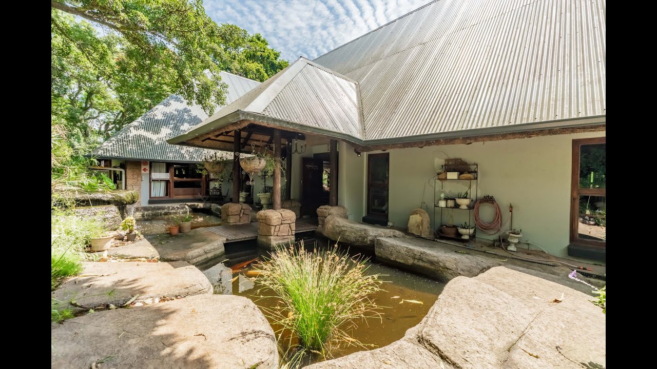 Kloof | Stunning Property