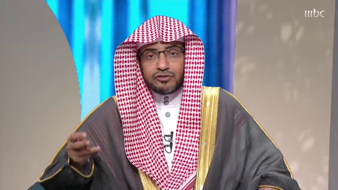 ما الفرق بين المبذرين والمسرفين؟