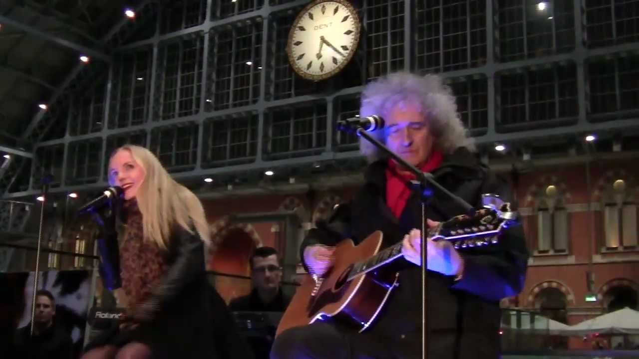 Kerry Ellis & Brian May - The Kissing Me Song