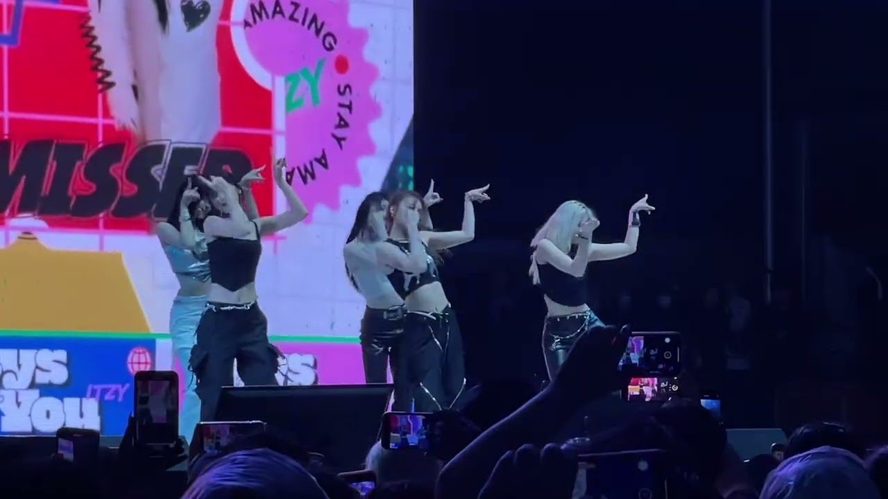 Itzy 20230520 Boys Like You Live HITC Head in the Clouds NYC NY