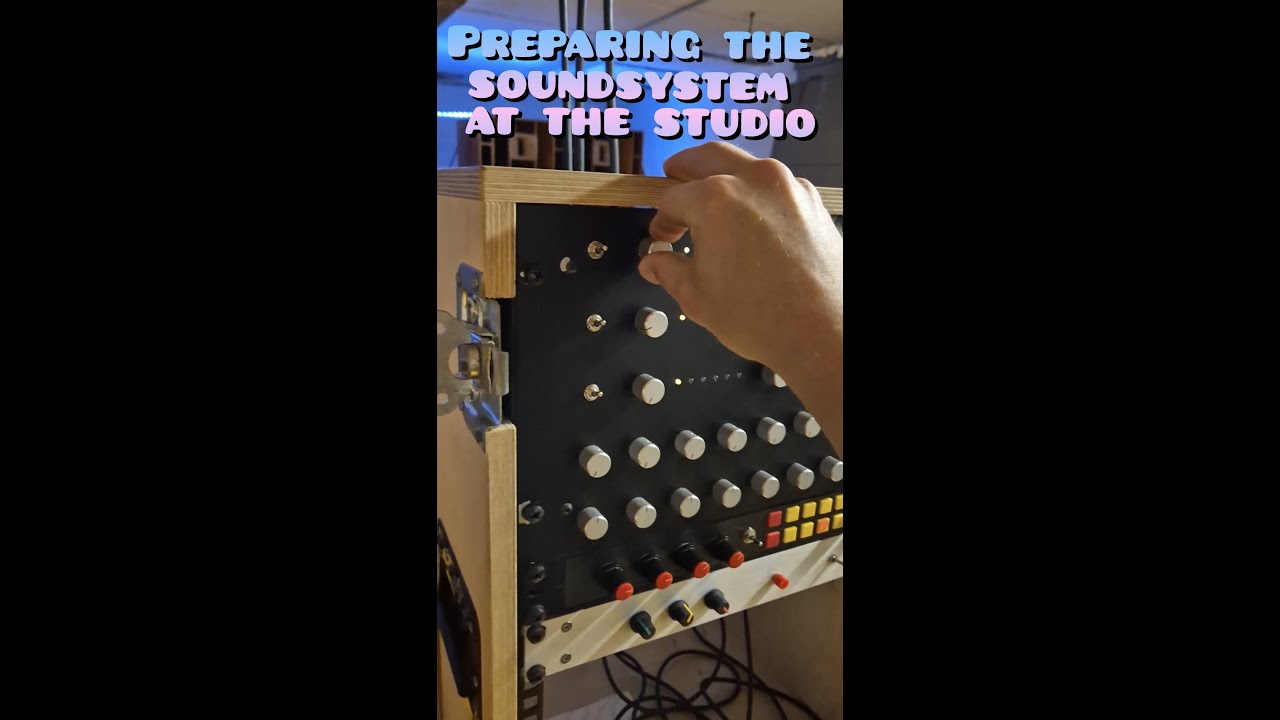 Preparing the Soundsystem for a session in the Studio