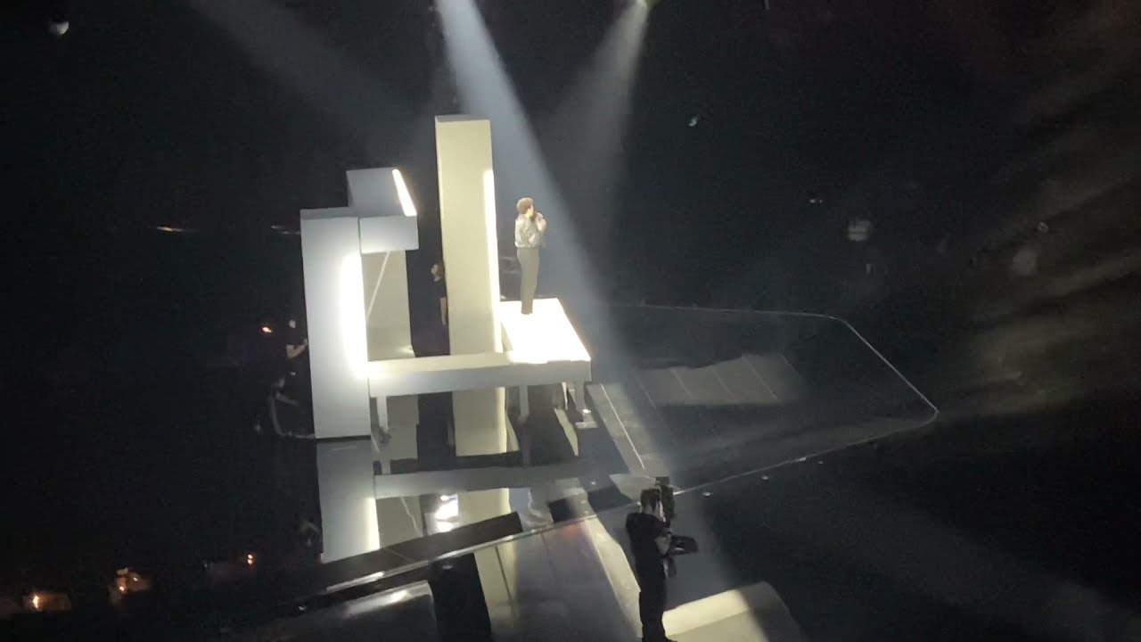 Gjon’s Tears - Tout l’univers (Eurovision 2021 - jury show grand final)