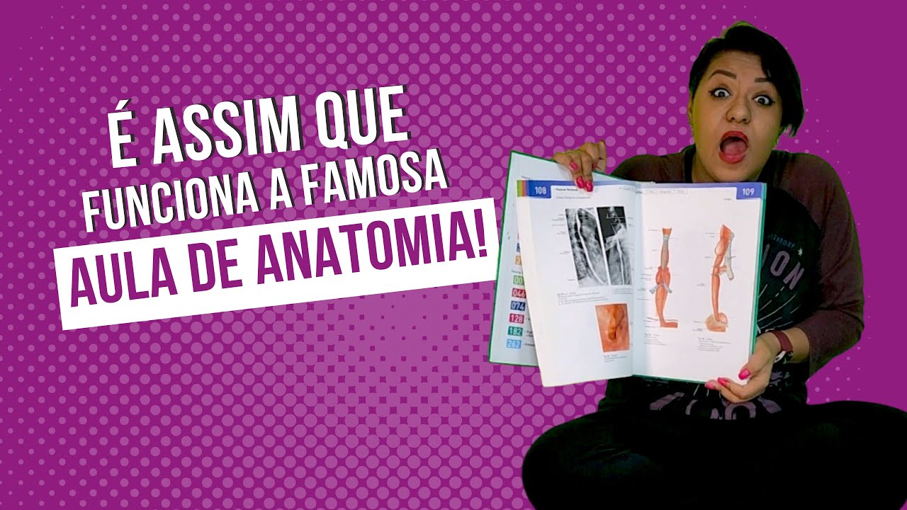 Aula de anatomia na Faculdade Medicina