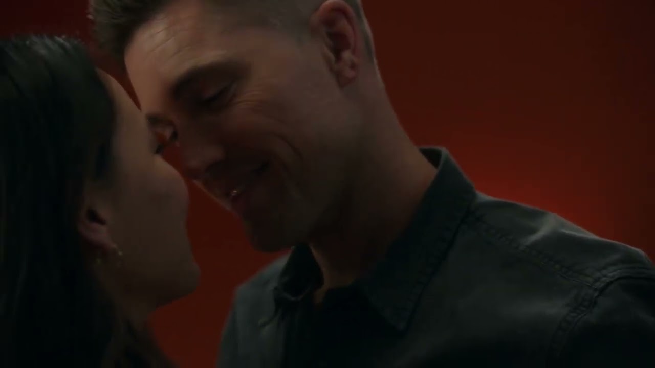 Hot Tim Bradford [s5] Logoless