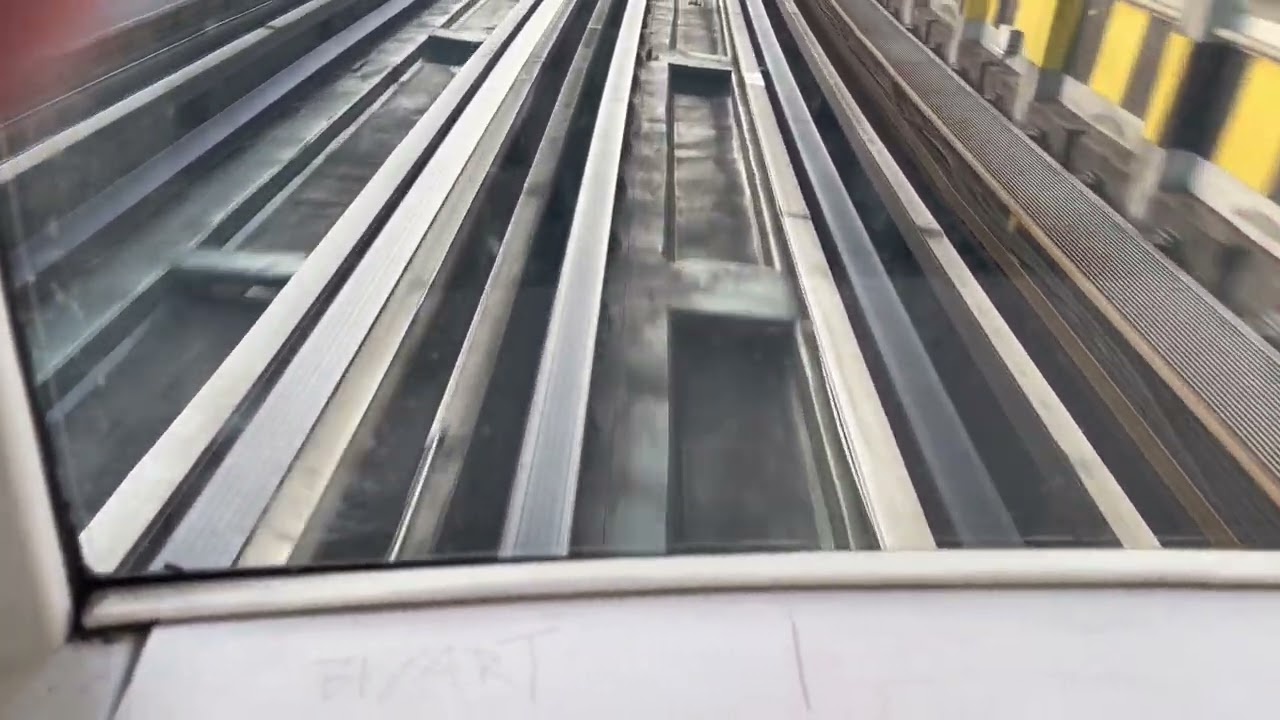 🔴 Métro de Lille – Ligne 2 : Trajet Lille‑Flandres ➜ Canteleu à bord de la rame HP70